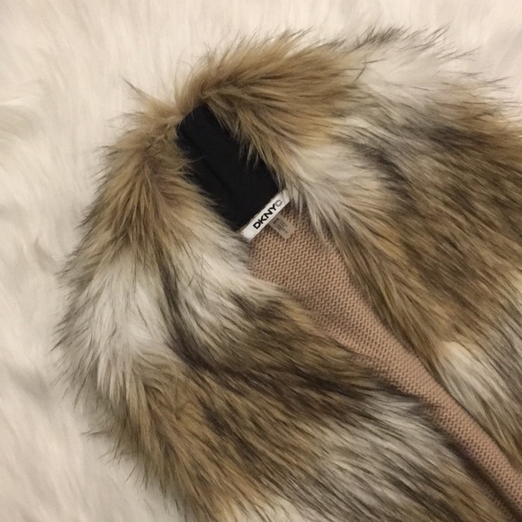 DKNYC faux fur vest - Picture 3 of 8